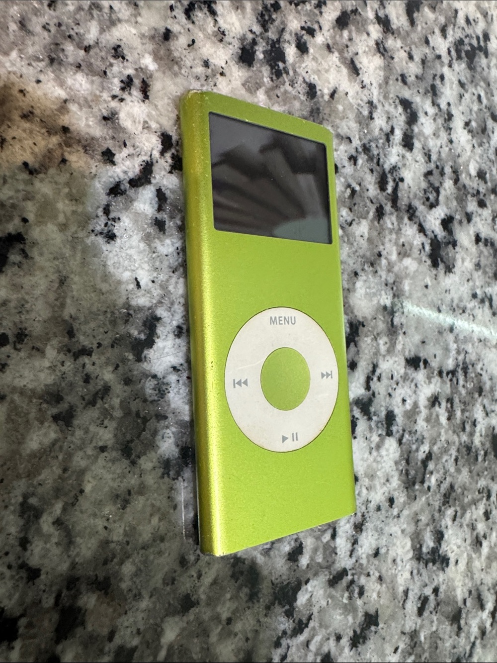 Apple iPod Nano Second generation lime Green - Picture 2 of 4